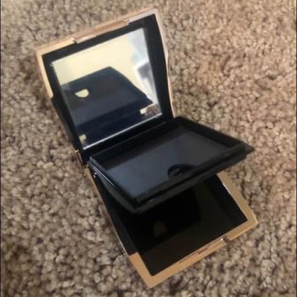 Rose Gold Compact - Picture 2 of 4